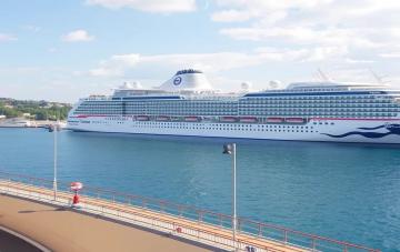 Budget sailing: life hacks for budget-conscious tourists